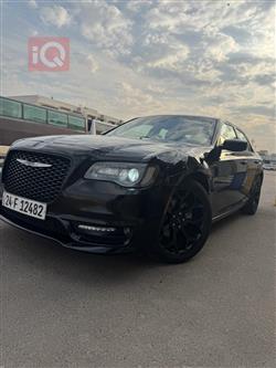 کرایسلەر 300